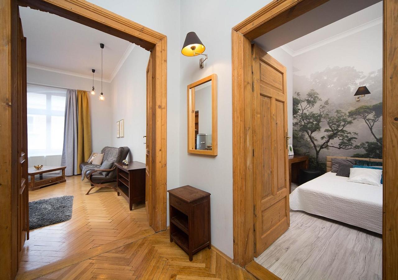 Around Market Square Apartments Krakow Exterior photo